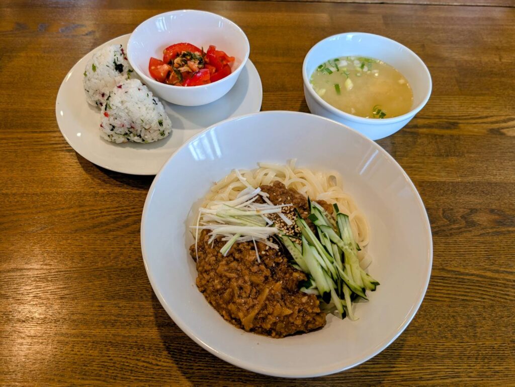 画像：7月17日（木曜日）今日のワンプレートランチメニュー🎵