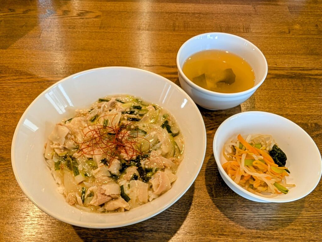 画像：8月29日（金曜日）日替わりランチプレートのメニューです🎵