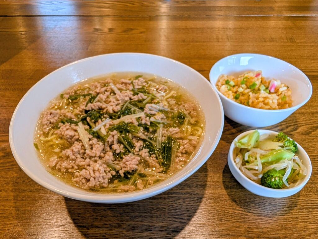 画像：9月18日（木曜日）日替わりランチプレートのメニューです🎵