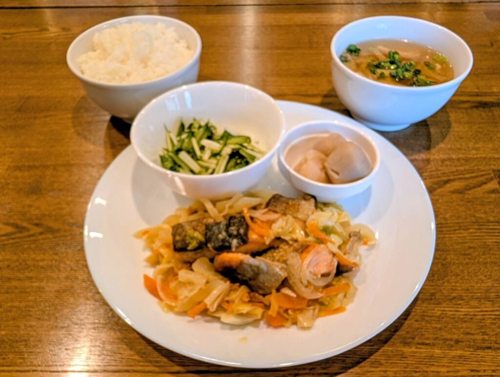 画像：10月9日（木曜日）日替わりランチプレートのメニューです🎵