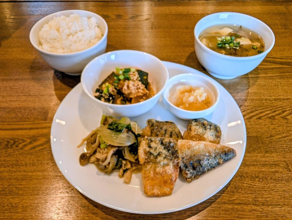 画像：10月15日（水曜日）日替わりランチプレートのメニューです🎵