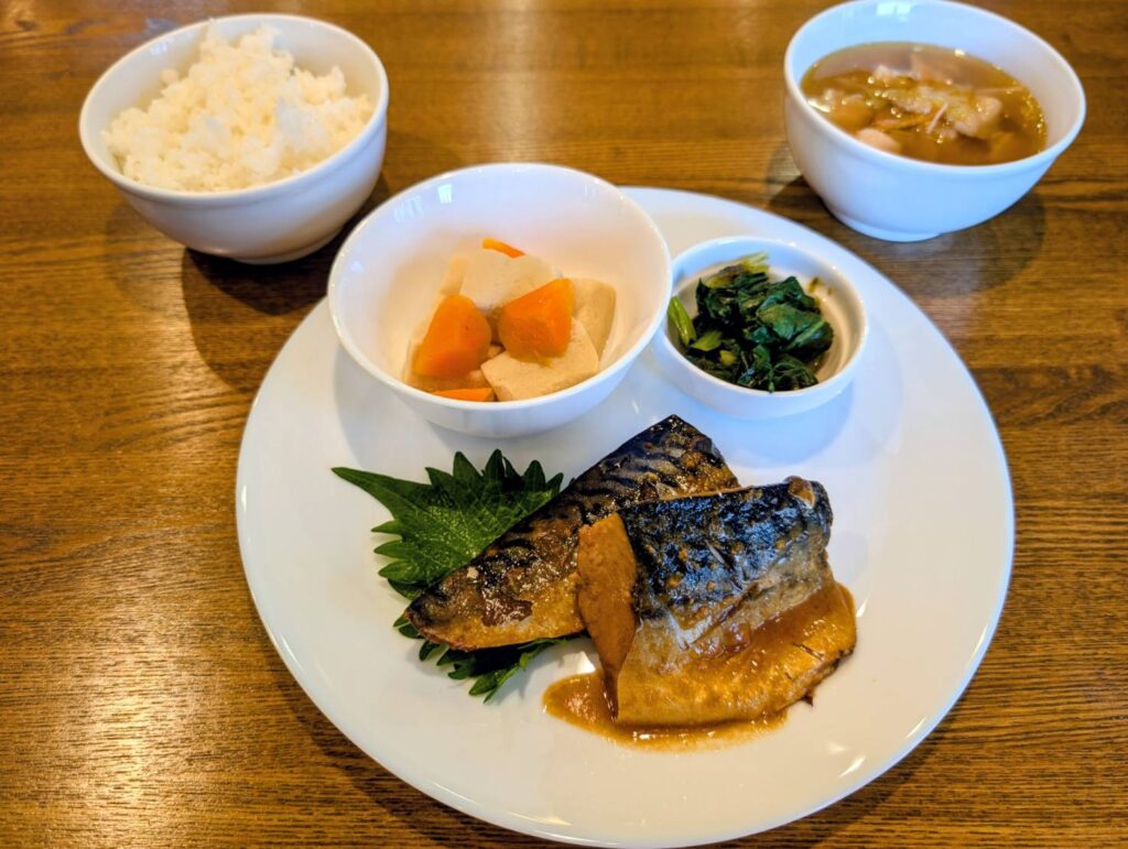 画像：12月2３日（火曜日）日替わりランチプレートのメニューです🎵