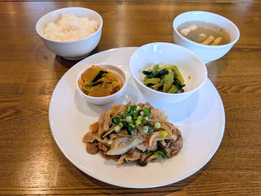 画像：2月24日（火曜日）日替わりランチプレートのメニューです🎵