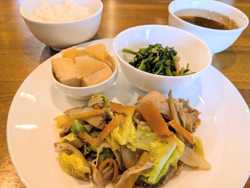 画像：3月16日（月曜日）の日替わりランチプレートのメニューです🎵